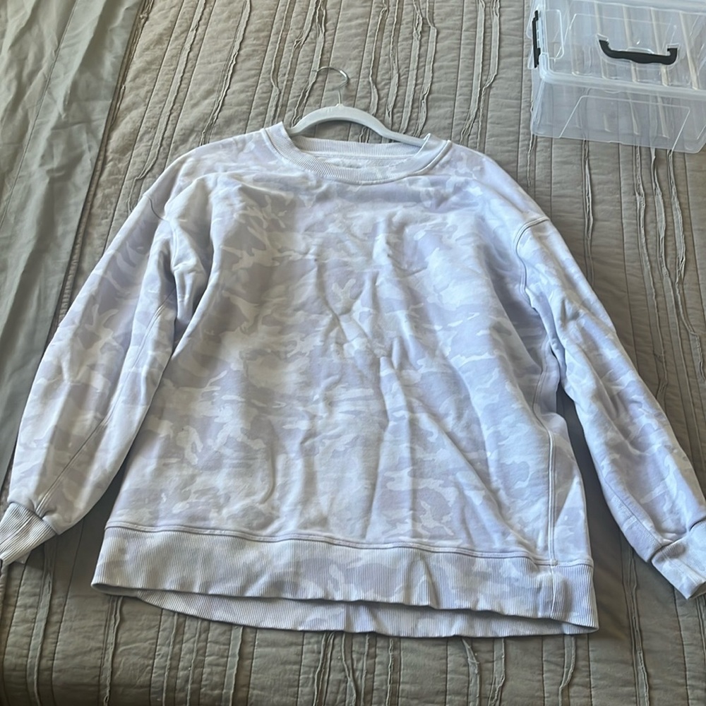 Lululemon Pull Over - image 1